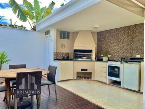 RR7545 Casa 180m² CONDOMÍNIO TAMBORÉ 6 - OPORTUNIDADE - 3 Dorms 4 Vagas - Santana de Parna