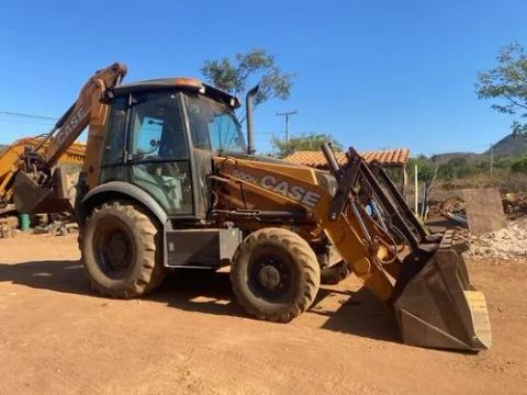 Retroescavadeira Case 580N 2021