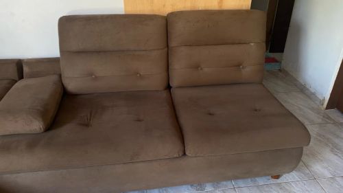 Sofá 2 lugares em Suede Marrom