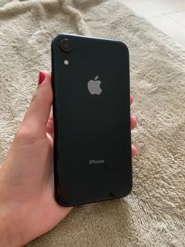 iPhone XR - 64gb
