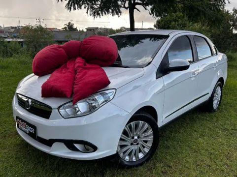 grand siena essence 1.6 completo 