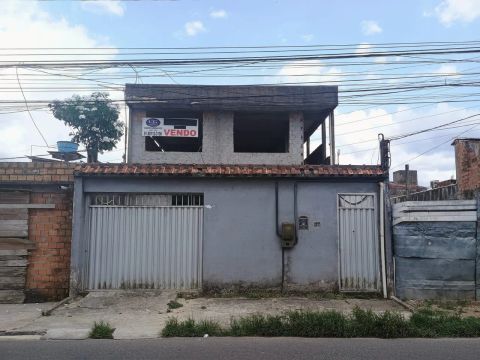 Sobrado para venda tem 390 metros quadrados com 2 quartos em Parque Verde - Belém - PA
