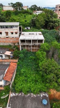 Imóvel de 230m2 em construção no bairro Castro Pires - Teófilo Otoni MG