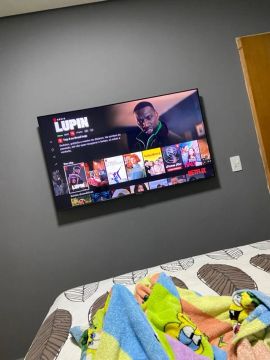 TV Smart 50 polegadas com Netflix!