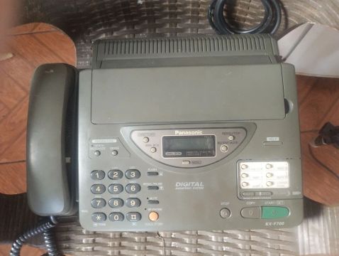 Fax/Telefone Panasonic KX-F700