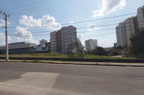 Terreno plano com 540m² por 1.108.175, em localização privilegiada no Jd Portal da Colina,