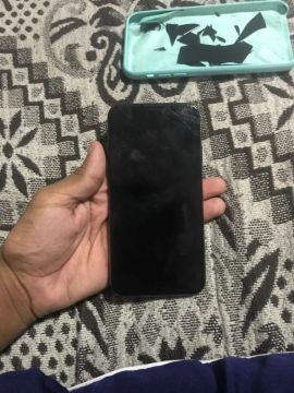 Tela quebrada cacaça quebrado e só pra aproveitar as peça 