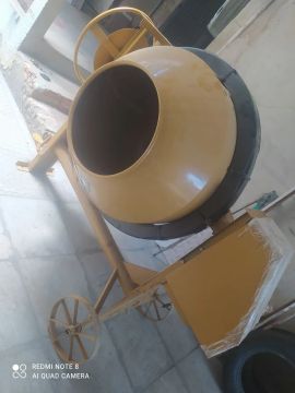 Betoneira 400 litros nova sem uso 