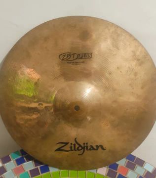 Prato Zildjian ZBT Plus Medium Thin Crash 16