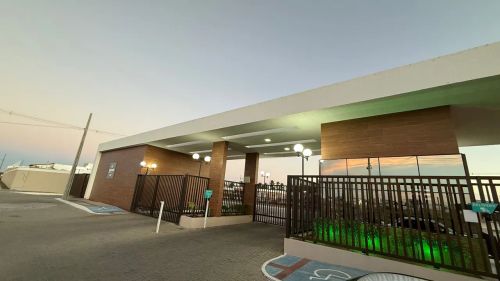 Alugo casa no Marines 