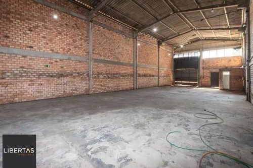 Pavilhão 2 dormitórios para alugar Navegantes Porto Alegre/RS