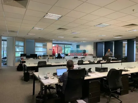 Sala comercial para aluguel Edifício Maria Cecília Lara Campo em São Paulo