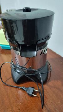 Espremedor de Laranja industrial 