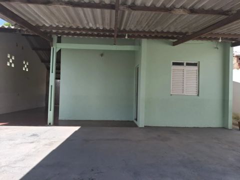 Casa a venda, no bairro Aponiã