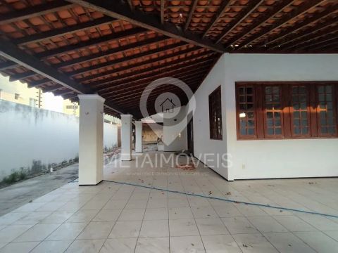 CASA COMERCIAL NA AV. VISCONDE DA PARNAIBA