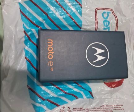 Smartphone Motorola Moto E22 - Novo na caixa