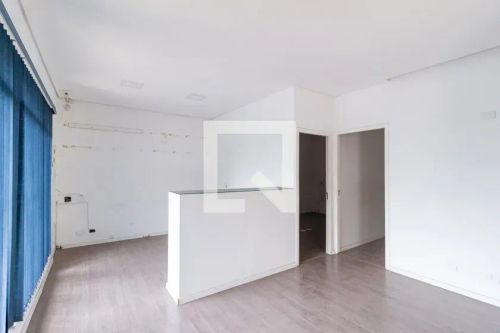 Casa à Venda - Centro, 4 Quartos, 179 m2