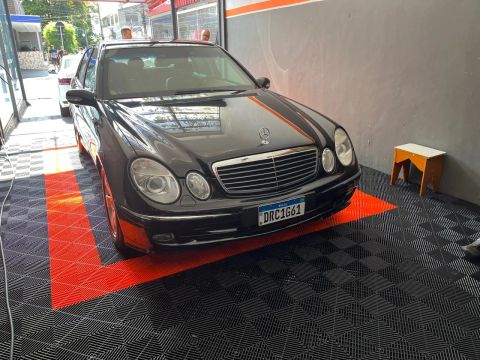 Mercedes E350 Advantgard 2005 73.000 kms BLINDADA