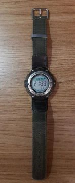 Casio SGW-100B com Bússola, Altimetro e Termômetro