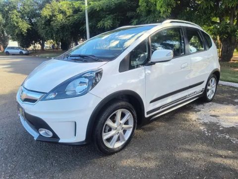 honda fit twist 1.5 mecanico 2014 completo ipva pago 2025
