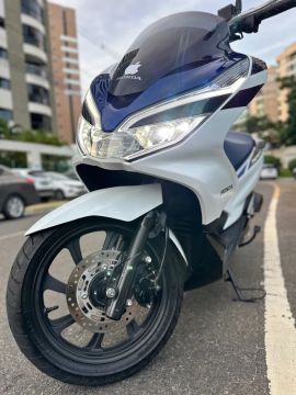 Honda PCX Sport 2022 apenas 11.800km