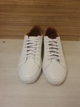 Tenis Casual Branco - número 42