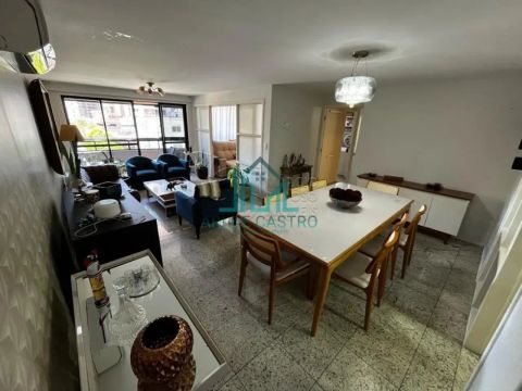 Apartamento com 126m², 4 suítes, Varanda, 3 Vagas e Dependência na Ponta Verde - Maceió Al