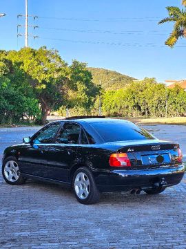 AUDI A4 PLACA PRETA MANUAL
