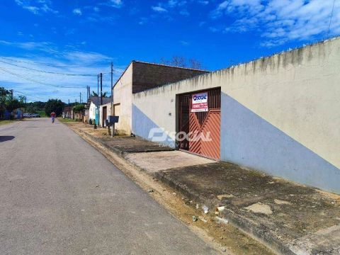 Casa com 3 dormitórios à venda por R$ 180.000,00 - Centro - Candeias do Jamari/RO