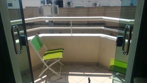 Apartamento 3 dormitórios Mobiliado. Condomínio Itapuã Parque 10 