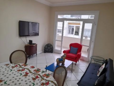Apartamento tipo cobertura, 4 quartos mobiliado com Garagem-Quadríssima da praia-Posto 2