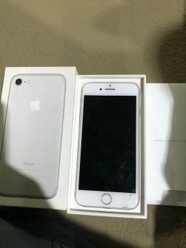Iphone 7 64gb bateria 79%