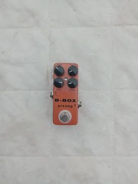 Preamp B-Box para Baixo - Usado 
