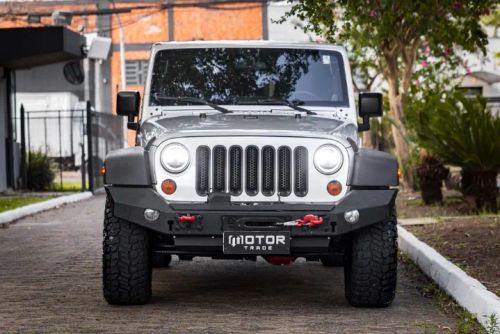 Jeep Wrangler Sport Unlimited 4p 3.6 V6 4x4 / Apenas 87mil KM! Raro estado de conservação!