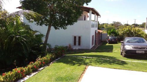 Guarajuba: 5/4, suites, piscina e cond. fechado - CARNAVAL, FDS, feriadão, veraneio...