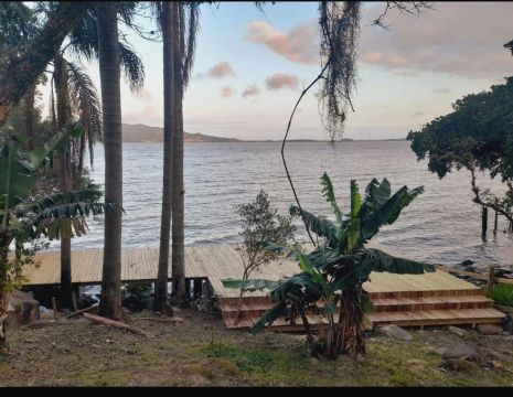 Terreno Lagoa de Imaruí, pé na água troco por carro