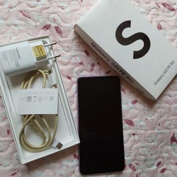 Samsung Galaxy S21 FE 128GB - Ótima oportunidade! 