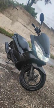 Honda PCX 150 - Scooter impecável