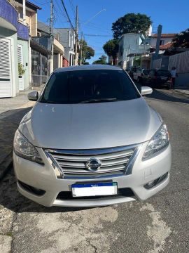 Nissan Sentra 2015 automático, top de linha