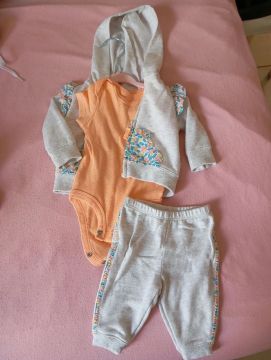 2 Conjuntos bebê menina - Blusa, Body e Calça