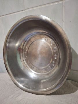 Bacia de alumínio .   10,00