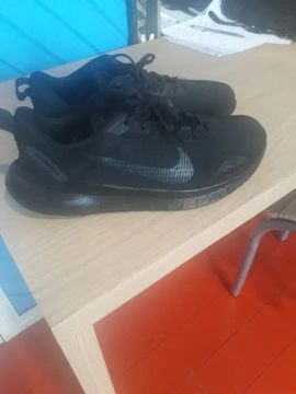 Tênis Nike Preto