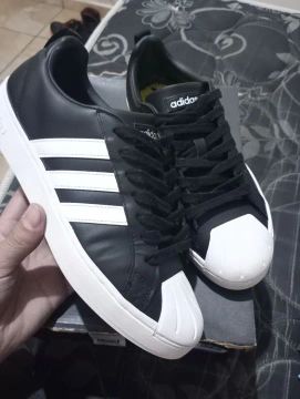 Tênis Adidas original COURO LEGÍTIMO 