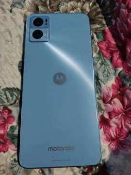 550 Motorola E22 - semi novo - Azul 128MG 
