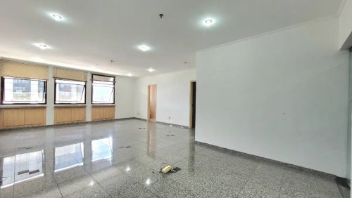 Conjunto comercial para venda, 52m²
