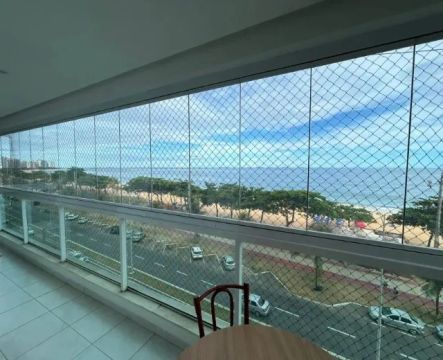 Apto na Praia de Itaparica p/ locação temporada c/2 dorm de frente pro mar 