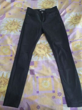 5 calças e 1 short