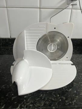 Máquina de Cortar Frios Caseiro - Lenoxx 