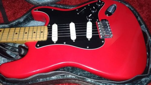 Guitarra Giannini Stratosonic GG08 - Aceito trocas