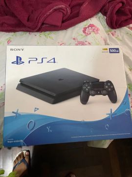 Playstation 4 Slim 1TB Acompanha controle e jogo 